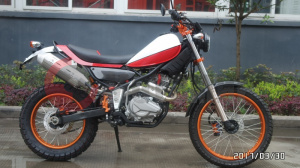 �������� THUNDER 200